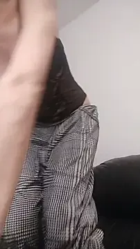 alana15 – webcam model profile photo Image 10