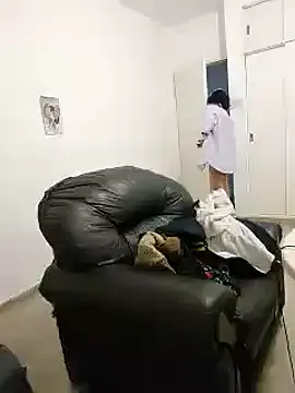 alana15 – webcam model profile photo Image 16