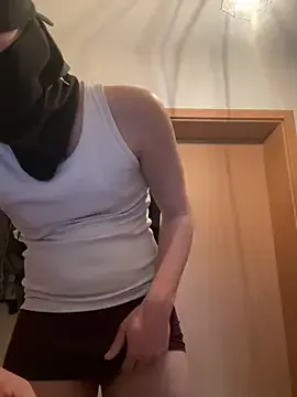 mayadashaaa – webcam model profile photo Image 4