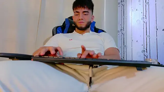 archimedes_ – webcam model profile photo Image 16