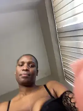 Prueberry – webcam model profile photo Image 16