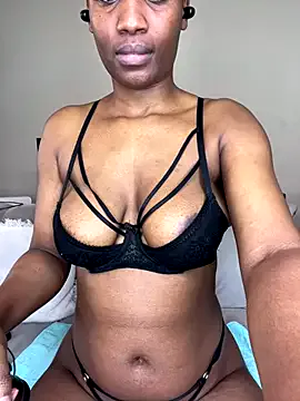 Prueberry – webcam model profile photo Image 8