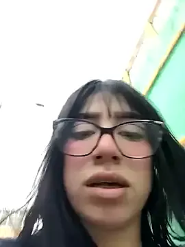 lucretiaburnaugh – webcam model profile photo Image 3