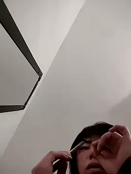 lucretiaburnaugh – webcam model profile photo Image 5