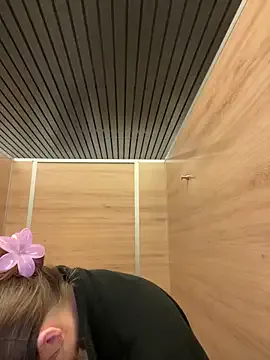 tiffannysins – webcam model profile photo Image 15