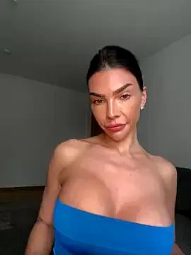 lucretiaburnaugh – webcam model profile photo Image 7