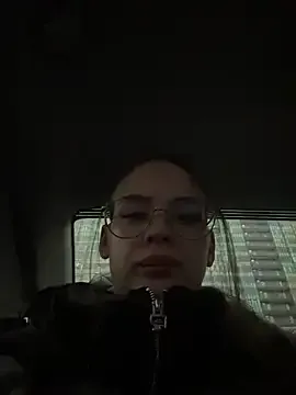 zoe_r_ – webcam model profile photo Image 9