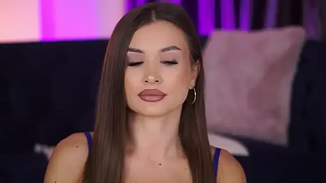 bozhenanude – webcam model profile photo Image 2