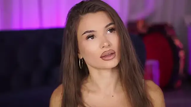 bozhenanude – webcam model profile photo Image 3