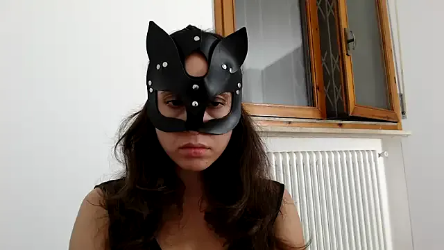 mayadashaaa – webcam model profile photo Image 3