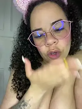 morayaporter777 – webcam model profile photo Image 7