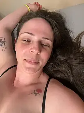 alana15 – webcam model profile photo Image 7