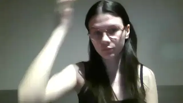 Ranting18 – webcam model profile photo Image 3
