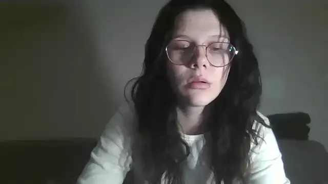 Ranting18 – webcam model profile photo Image 9