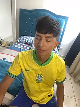 Leonarrrd_01 – webcam model profile photo