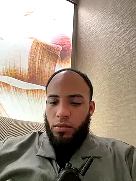 ava_delightt – webcam model profile photo Image 4