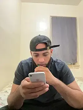 ava_delightt – webcam model profile photo Image 6