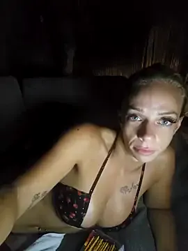 nika_still – webcam model profile photo Image 4