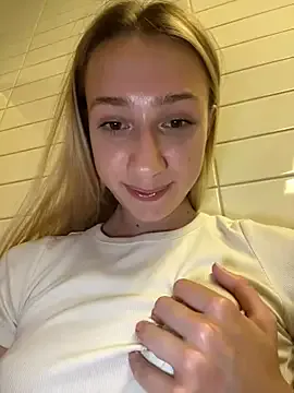 Lia__Love Image 19