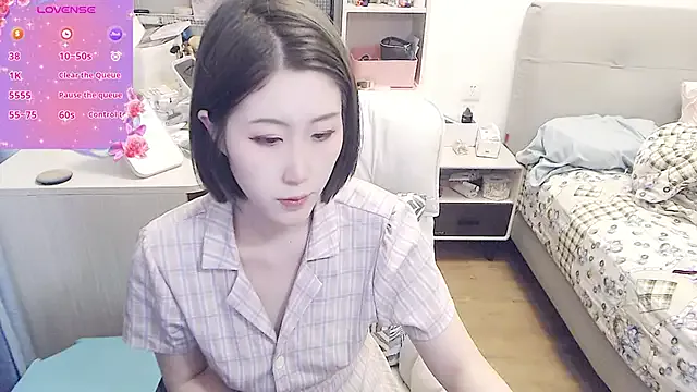 myke_xxx – webcam model profile photo Image 8