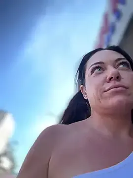 Rinamay_ – webcam model profile photo Image 2