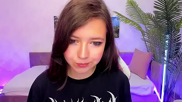 mariehw_r – webcam model profile photo Image 3