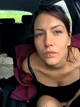 astryd69 – webcam model profile photo Image 4