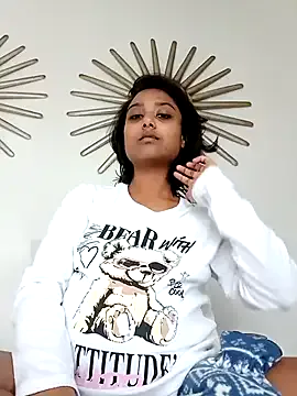 joannelson – webcam model profile photo Image 14