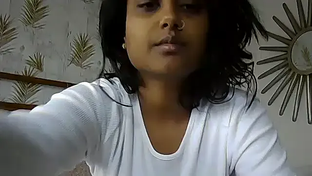 joannelson – webcam model profile photo Image 8