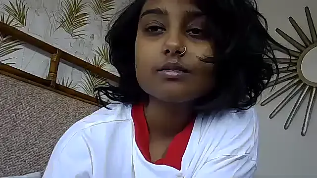 joannelson – webcam model profile photo Image 9