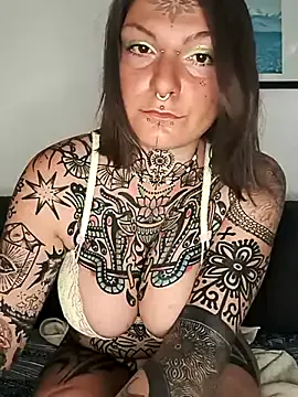 SweetBunnyGF – webcam model profile photo Image 5