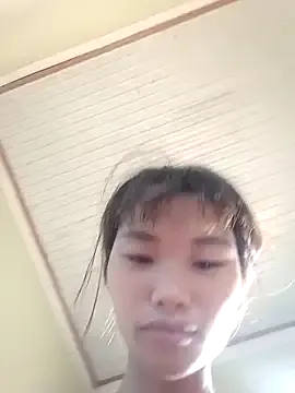 Rinamay_ – webcam model profile photo Image 2