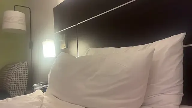 PinkyPai – webcam model profile photo Image 10