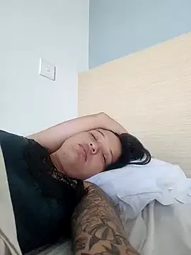 Rinamay_ – webcam model profile photo Image 5