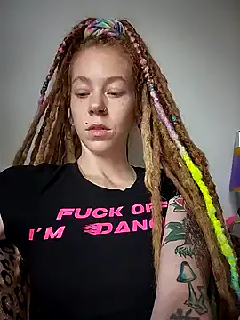 lucretiaburnaugh – webcam model profile photo Image 17