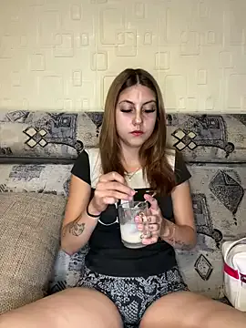 Luna1114 – webcam model profile photo