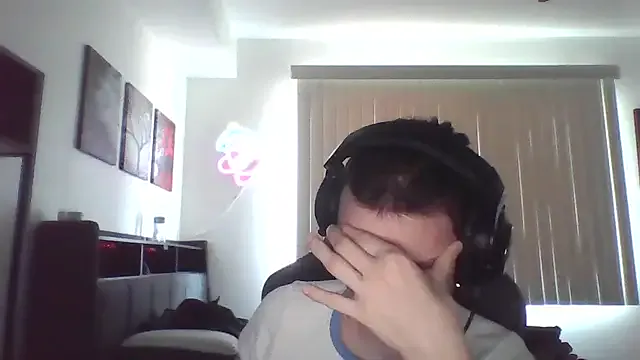 sailor_choom – webcam model profile photo Image 3