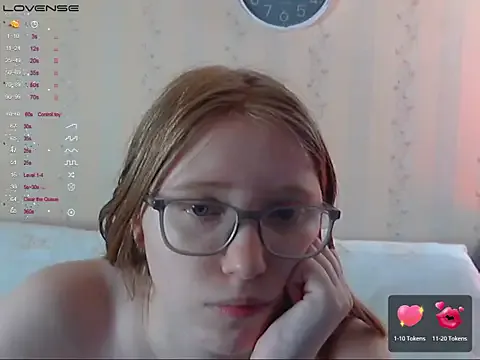 Rinamay_ – webcam model profile photo Image 2