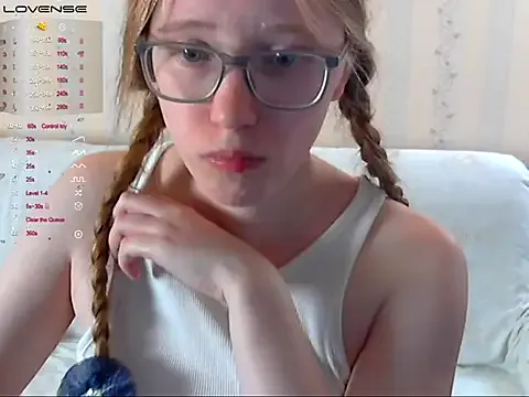 Rinamay_ – webcam model profile photo Image 5