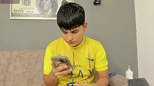 rosse_dredd – webcam model profile photo Image 10