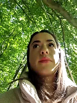 mila_glow – webcam model profile photo Image 19