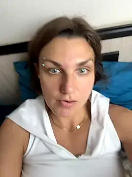 sareandrob – webcam model profile photo Image 17