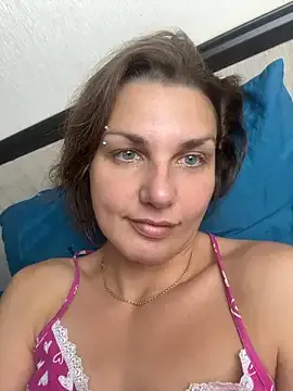 sareandrob – webcam model profile photo Image 19