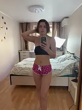 sareandrob – webcam model profile photo Image 3