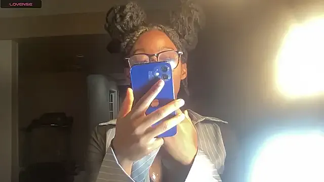 StarKristy – webcam model profile photo Image 18