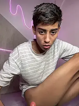 iam_eli – webcam model profile photo Image 3