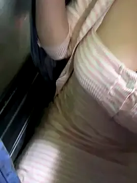 Milana555550 – webcam model profile photo Image 9