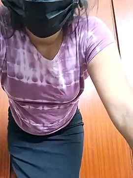 xunybany – webcam model profile photo Image 11