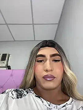 EvieEvans – webcam model profile photo Image 9