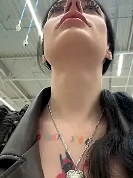 _favorite_ – webcam model profile photo Image 12